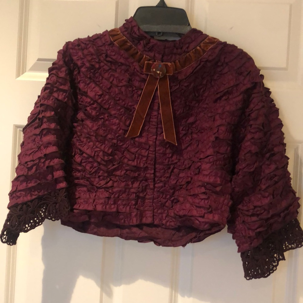 Dolce & Gabbana Cropped Jacket IT24/38